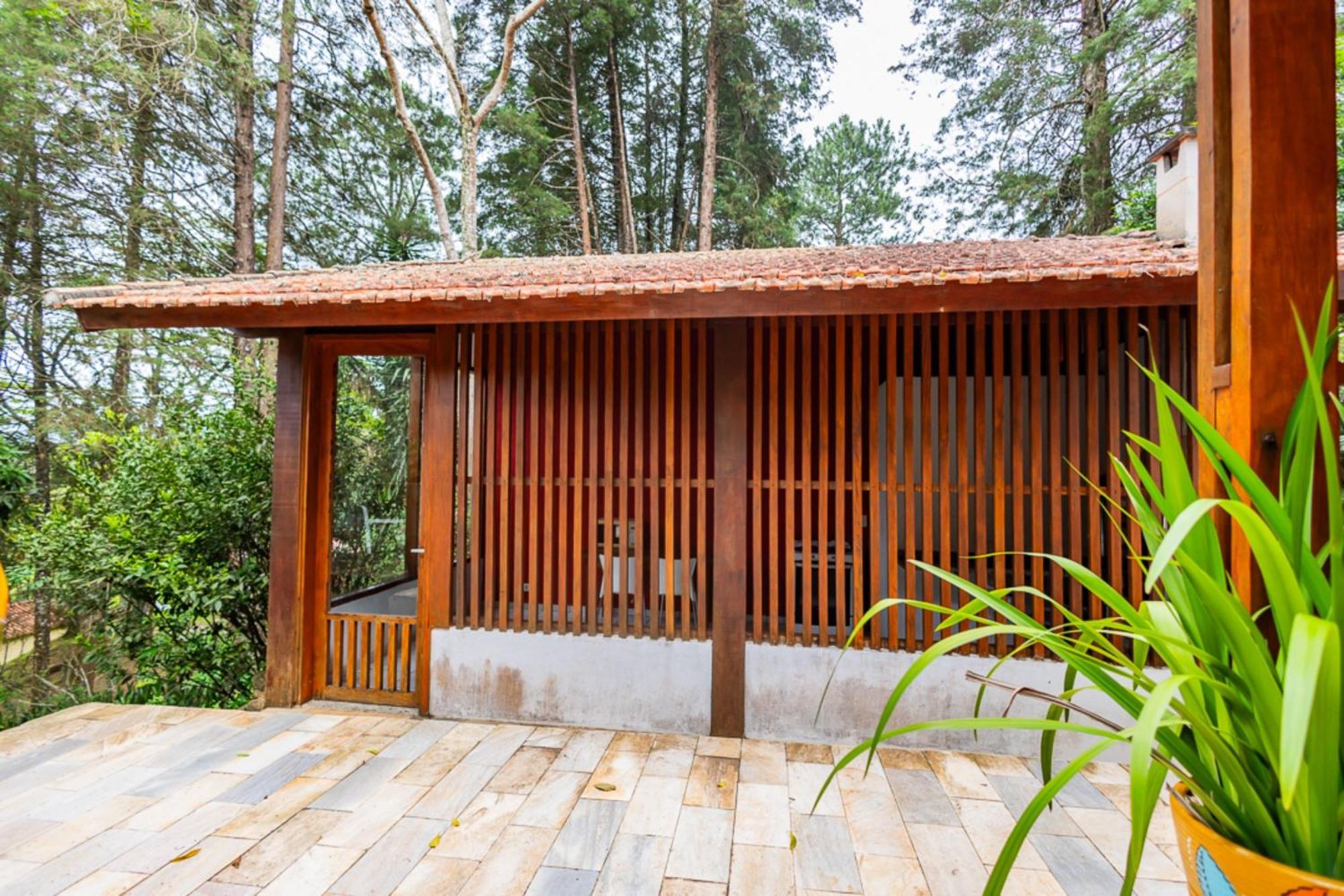 Putini E By Oyo Sao Roque (Sao Paulo)