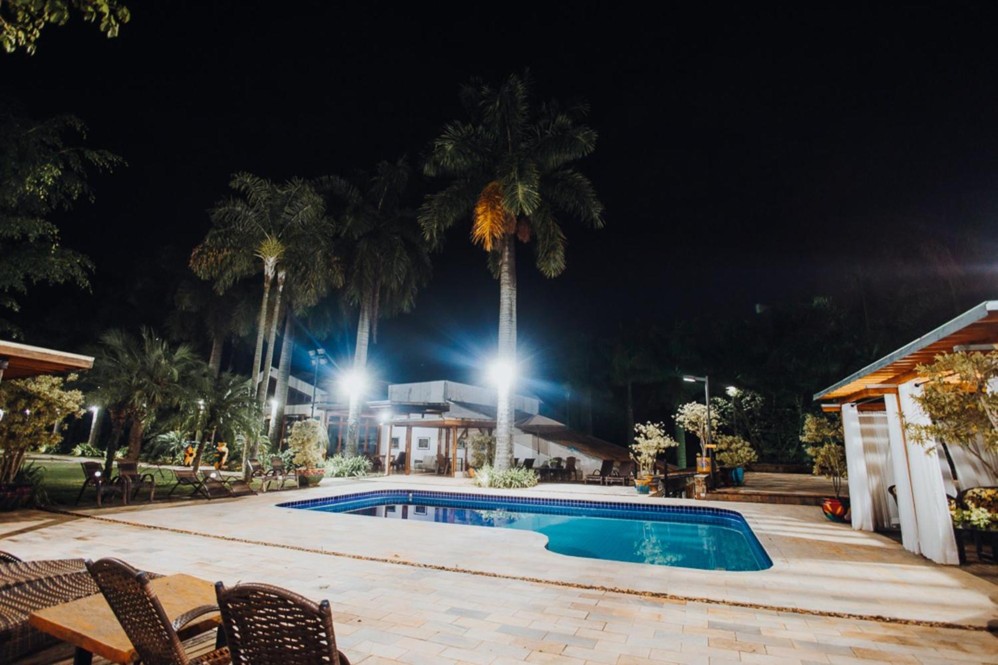 Putini E By Oyo 4* São Roque
